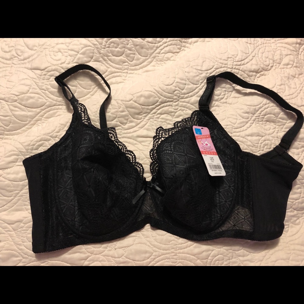 Lacy black push up bra, 36DDD/36F, NWT